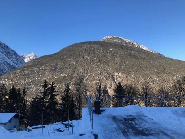 Hobbithoehle Lejlighed *