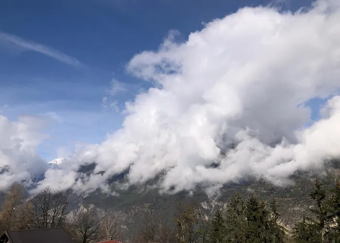 Hobbithoehle * Imsterberg